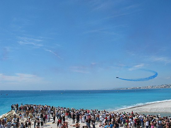 LA PATROUILLE DE FRANCE A NICE