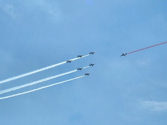 LA PATROUILLE DE FRANCE A NICE