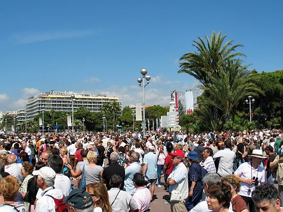 LA PATROUILLE DE FRANCE A NICE