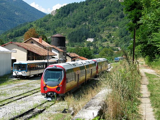 CHEMIN DE FER DE PROVENCE : LES NOUVELLES RAMES - Le pêle mêle du Comté de Nice en Images