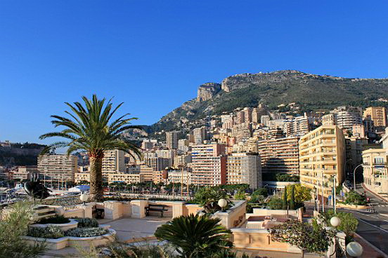 MONTE-CARLO AU PIED DES ROCHERS DE LA TETE DE CHIEN - Le pêle mêle du Comté de Nice en Images