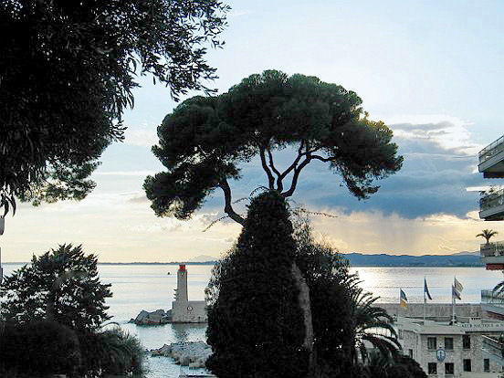 NICE, LE PORT LYMPIA - Le pêle mêle du Comté de Nice en Images