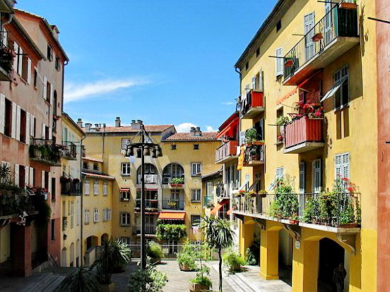 LE VIEUX-NICE, LA PLACE DU CARRET - Le pêle mêle du Comté de Nice en Images