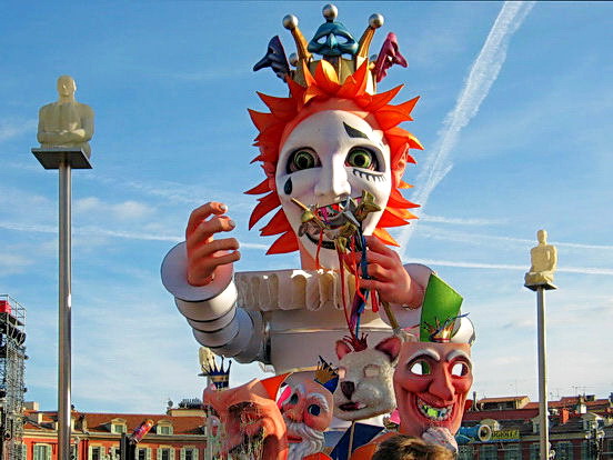 LE CARNAVAL DE NICE 2009 - Le pêle mêle du Comté de Nice en Images