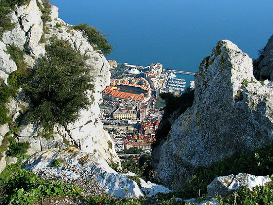 LA PRINCIPAUTE DE MONACO VUE DE LA TETE DE CHIEN - Le pêle mêle du Comté de Nice en Images