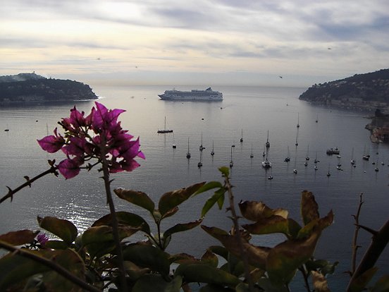 LA RADE DE VILLEFRANCHE, PORT DE CROISIERES - Le pêle mêle du Comté de Nice en Images