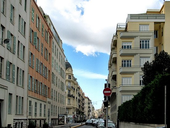 LES FAÇADES EN TROMPE-L'œIL