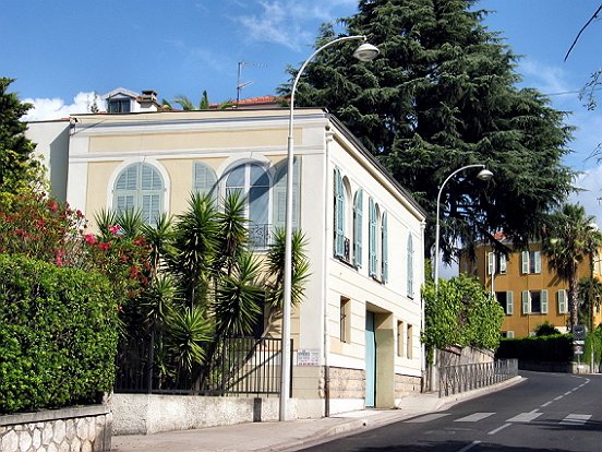 LES FAÇADES EN TROMPE-L'œIL