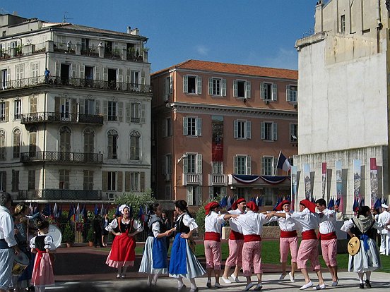 NICE,INAUGURATION  DE LA SCULPTURE DU 150 EME ANNIVERSAIRE