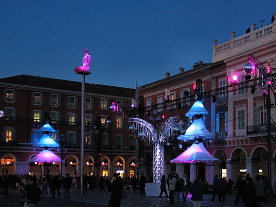 NICE, NOEL 2009 - LA PLACE MASSENA EN FETE