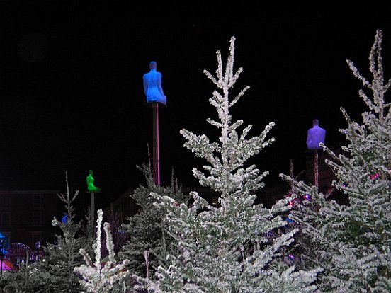 NICE, NOEL 2009 - LA PLACE MASSENA EN FETE