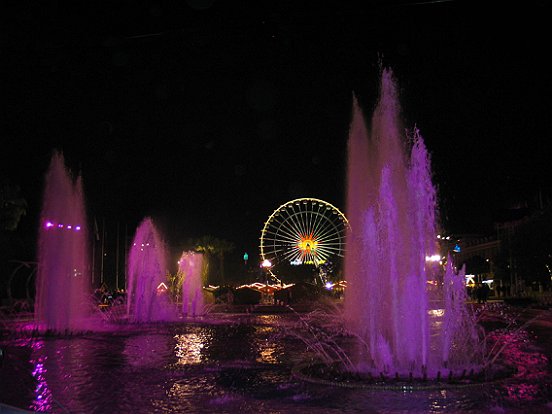 NICE, NOEL 2009 - LA PLACE MASSENA EN FETE