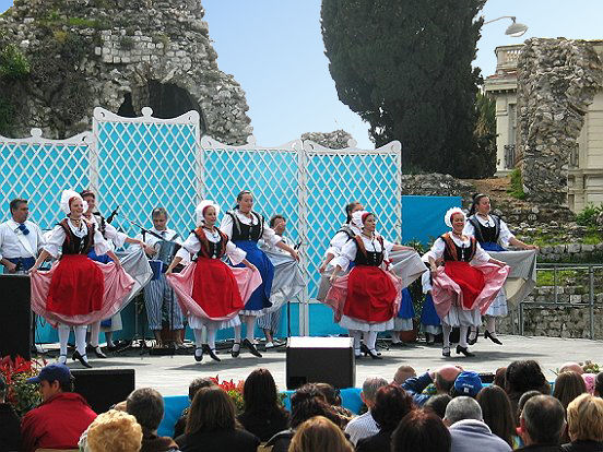 Fete des Cougourdons