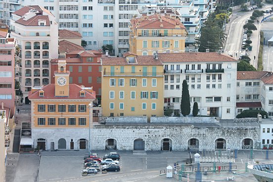 LE BAGNE DE NICE