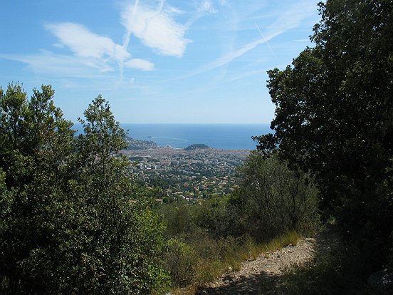 Le GR 5 de NICE à ASPREMONT