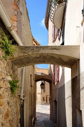 BONSON, LE VILLAGE