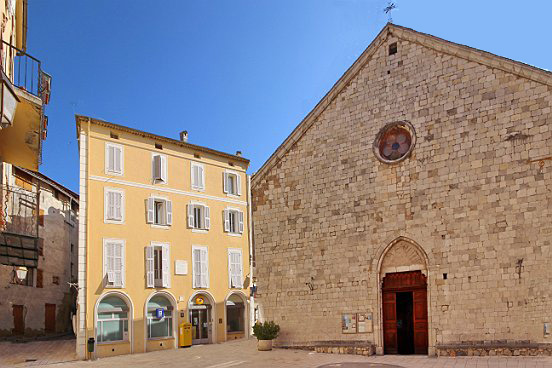 PUGET THENIERS, L'EGLISE