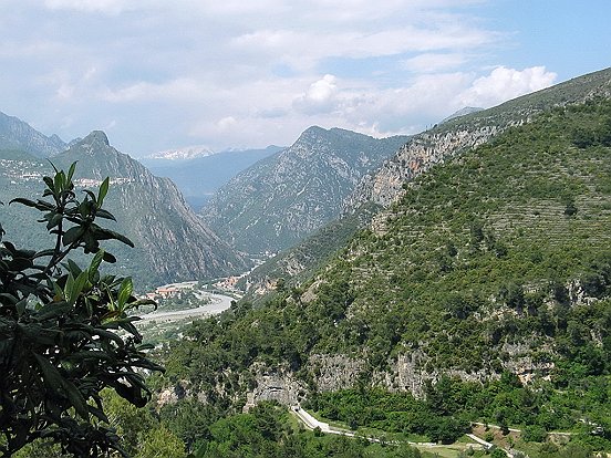 LA ROQUETTE SUR VAR - VILLAGE PERCHE