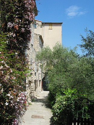 LA ROQUETTE SUR VAR - VILLAGE PERCHE