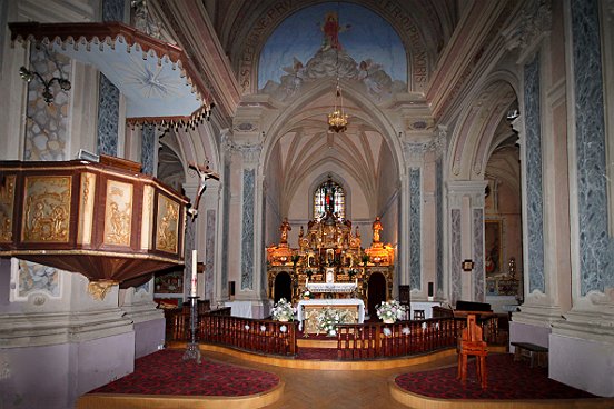 SAINT ETIENNE DE TINEE, L'EGLISE