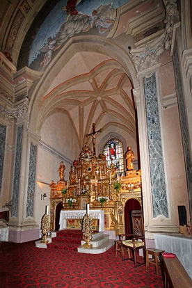 SAINT ETIENNE DE TINEE, L'EGLISE