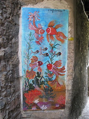 « TOUET SUR VAR - LE VILLAGE AUX PORTES PEINTES » 