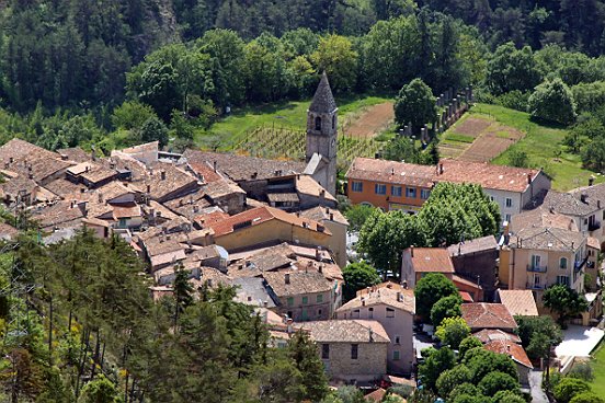 VILLARS SUR VAR, L'EGLISE SAINT JEAN BAPTISTE