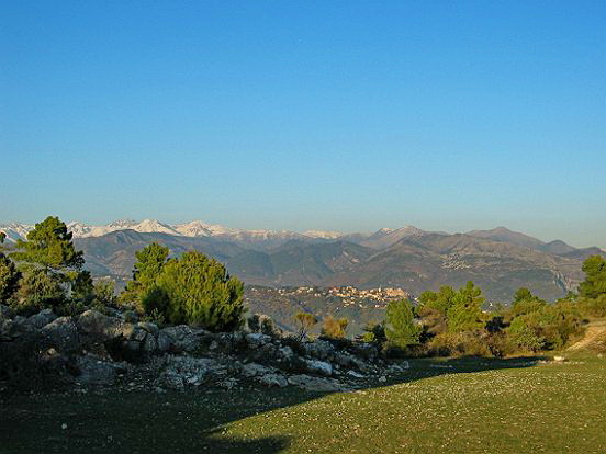 CHATEAUNEUF-VILLEVIEILLE