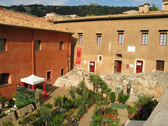 VILLEFRANCHE SUR MER, LA CITADELLE EN FLEURS, 2010