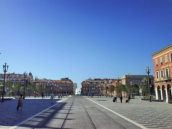 NICE, LA PLACE MASSENA