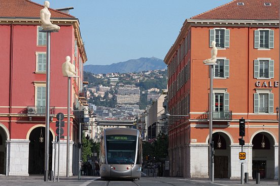 NICE, LA PLACE MASSENA