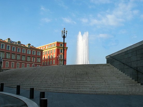 NICE, LA PLACE MASSENA