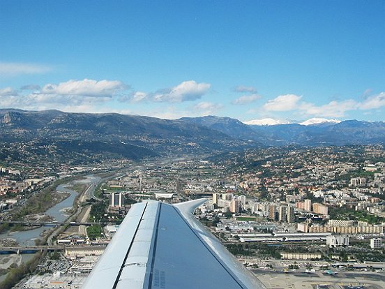 ENVOL DE L'AEROPORT NICE COTE D'AZUR