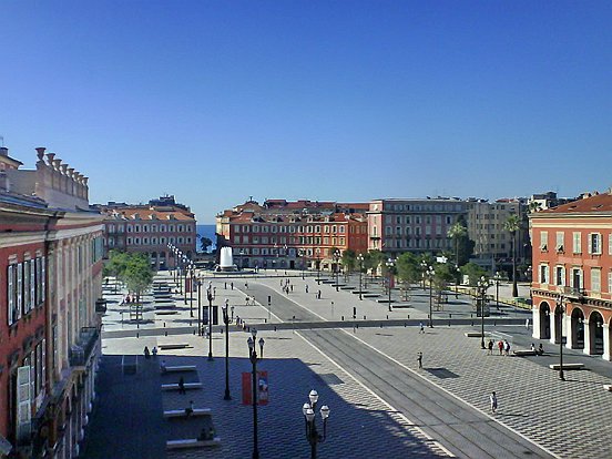 NICE,  LA LIGNE 1 DU TRAMWAY