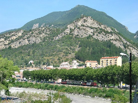 LE TRAIN HISTORIQUE A VAPEUR DES C.P.