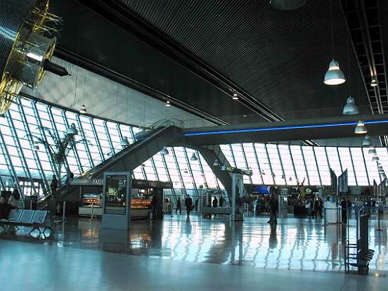 L'AEROPORT NICE COTE-D'AZUR