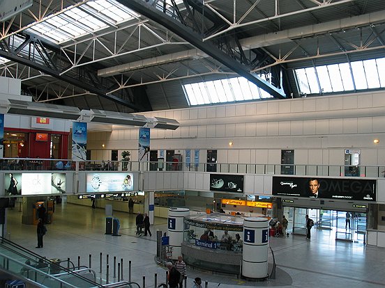 L'AEROPORT NICE COTE-D'AZUR