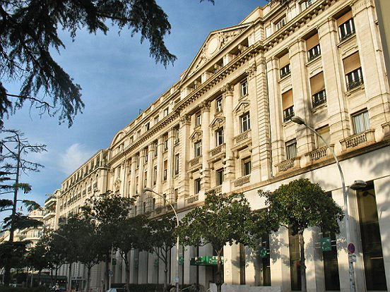 LE BOULEVARD VICTOR HUGO