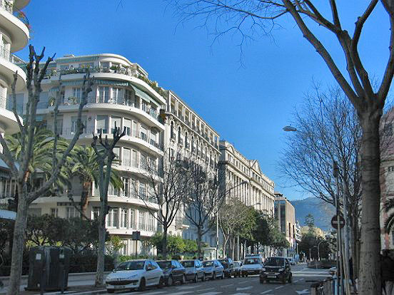 LE BOULEVARD VICTOR HUGO